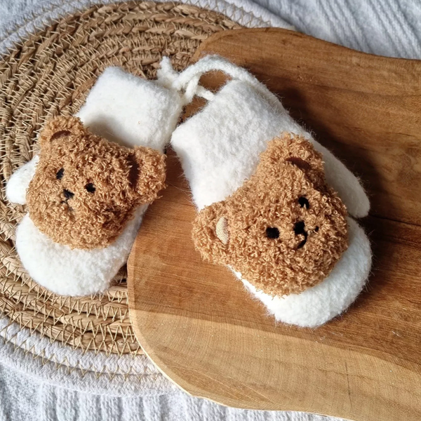 Mitaines bébé beiges avec ours en peluche